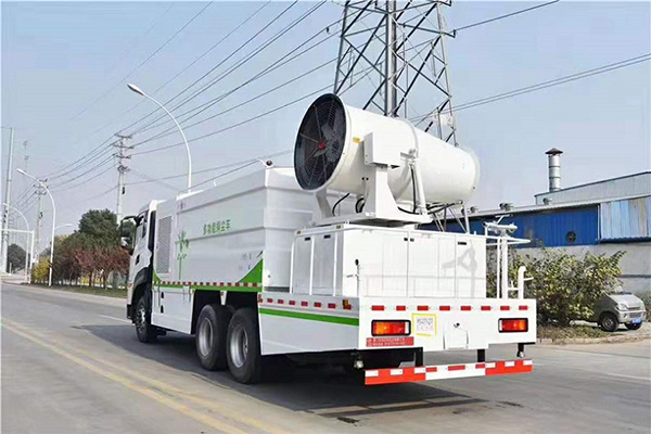 國(guó)六東風(fēng)天龍18噸方罐多功能抑塵車(chē)