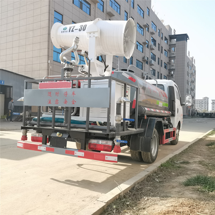 國六東風(fēng)途逸3噸灑水車