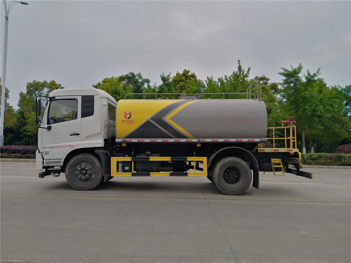 國(guó)六天錦12噸灑水車