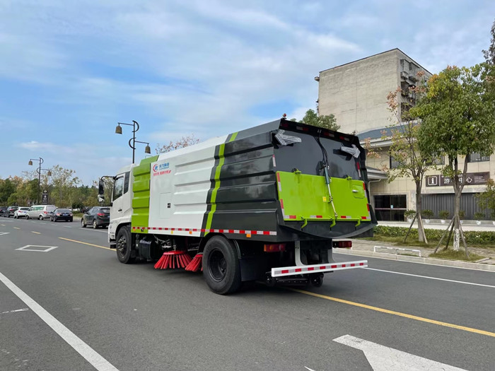 國六東風(fēng)天錦掃路車-程力洗掃車廠家