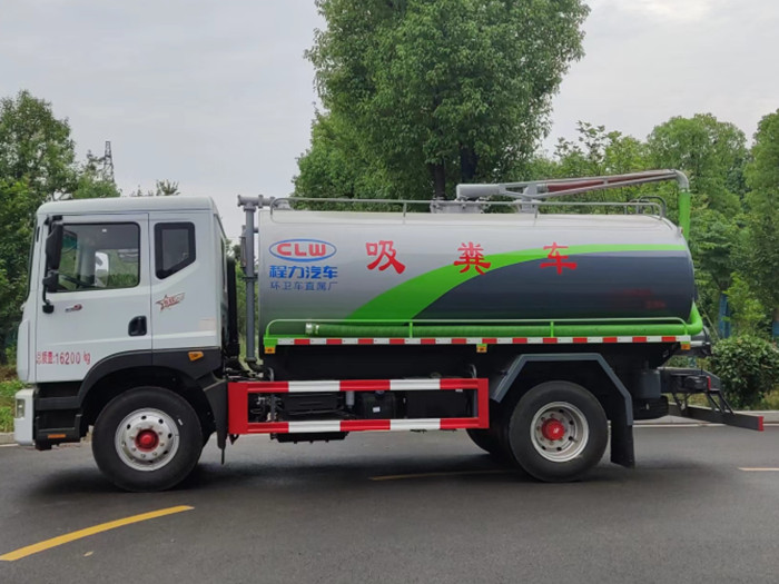國六東風(fēng)多利卡D9 13方吸糞車_程力吸糞車廠家