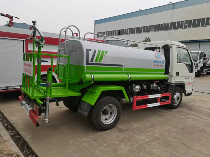 國六小型灑水車_福田2.7方藍(lán)牌灑水車_ 小型2.7方藍(lán)牌灑水車價(jià)格_程力灑水車廠家